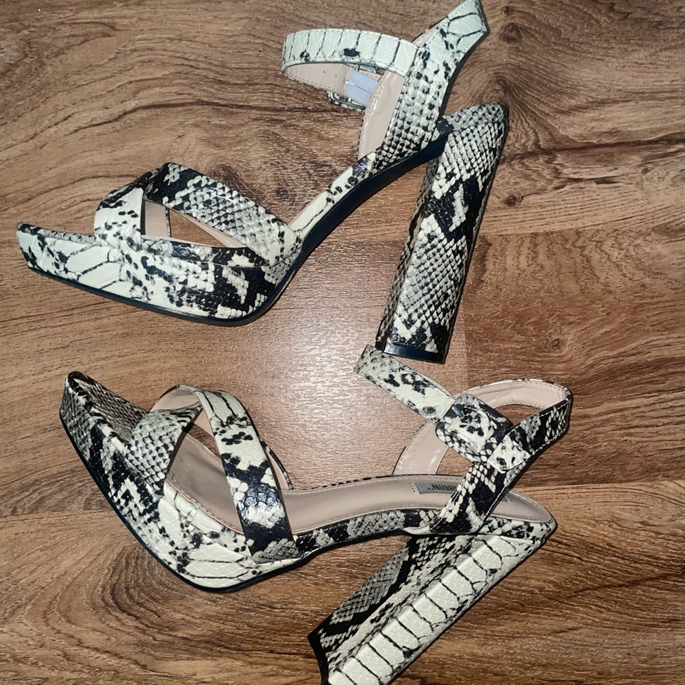Snake Skin Cape Robbin Heels